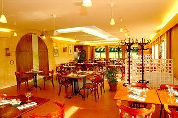 Auberge Du Parc Baudricourt Buitenkant foto